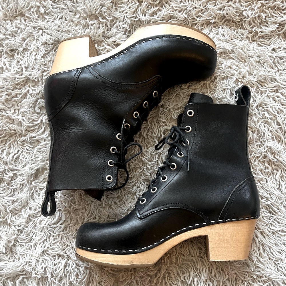 Swedish Habeens lace up leather boots